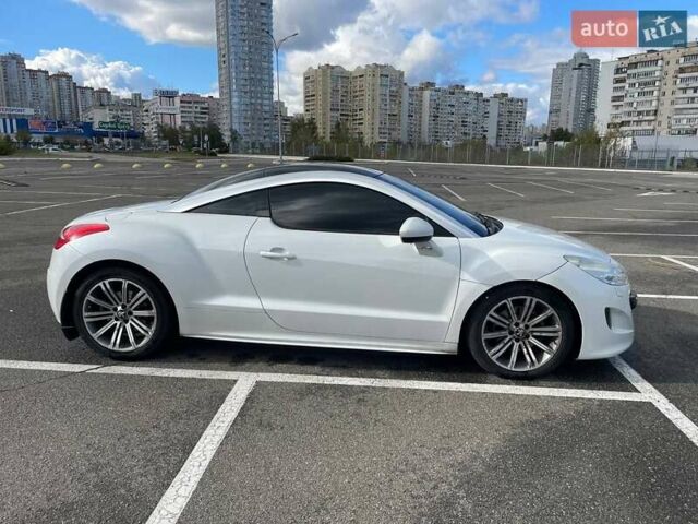 Белый Пежо РЦЗ, объемом двигателя 1.6 л и пробегом 110 тыс. км за 8900 $, фото 6 на Automoto.ua
