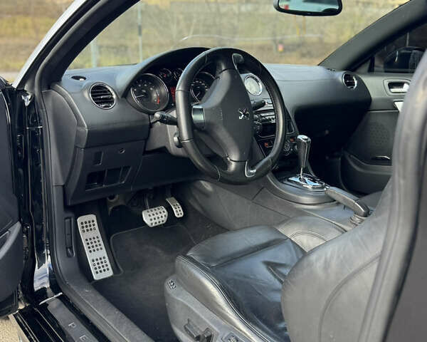 Черный Пежо РЦЗ, объемом двигателя 1.6 л и пробегом 118 тыс. км за 7999 $, фото 4 на Automoto.ua