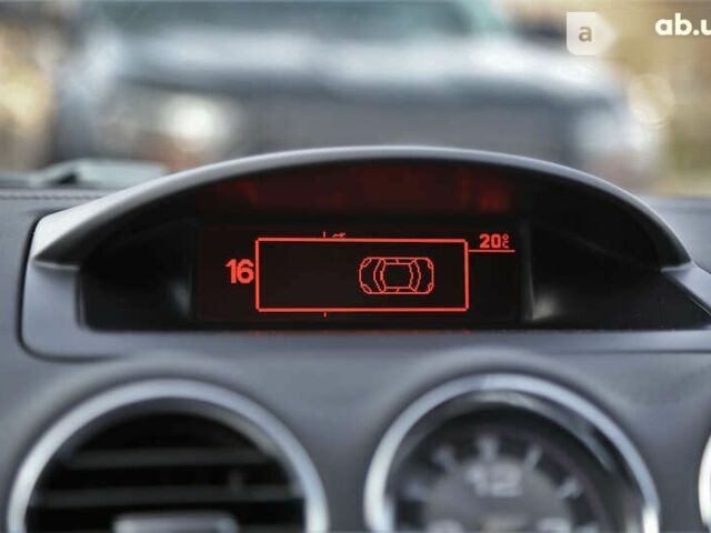 Пежо РЦЗ, объемом двигателя 1.6 л и пробегом 120 тыс. км за 12500 $, фото 17 на Automoto.ua