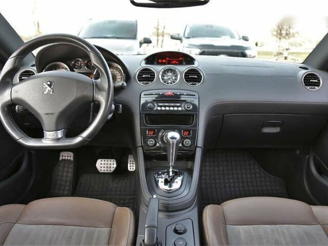 Пежо РЦЗ, объемом двигателя 1.6 л и пробегом 120 тыс. км за 12500 $, фото 13 на Automoto.ua