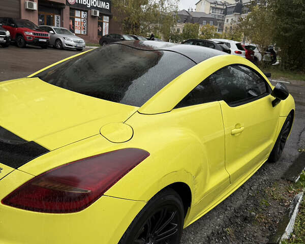 Желтый Пежо РЦЗ, объемом двигателя 1.6 л и пробегом 82 тыс. км за 8500 $, фото 7 на Automoto.ua