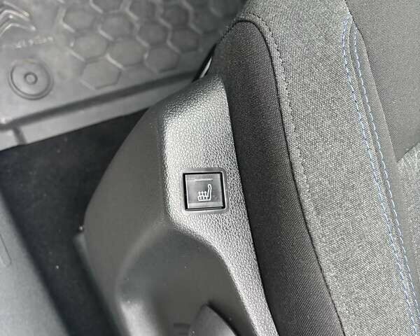 Белый Пежо Rifter, объемом двигателя 1.5 л и пробегом 110 тыс. км за 16900 $, фото 38 на Automoto.ua