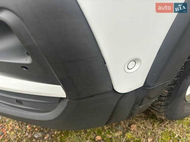 Белый Пежо Rifter, объемом двигателя 1.5 л и пробегом 110 тыс. км за 16900 $, фото 5 на Automoto.ua