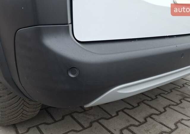 Белый Пежо Rifter, объемом двигателя 1.5 л и пробегом 153 тыс. км за 14999 $, фото 15 на Automoto.ua