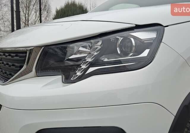 Белый Пежо Rifter, объемом двигателя 1.5 л и пробегом 153 тыс. км за 14999 $, фото 13 на Automoto.ua