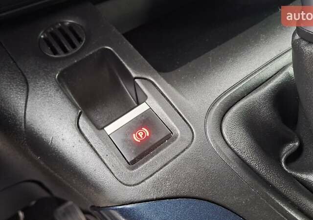 Белый Пежо Rifter, объемом двигателя 1.5 л и пробегом 153 тыс. км за 14999 $, фото 40 на Automoto.ua