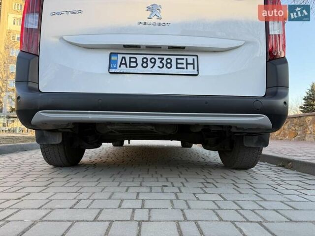Белый Пежо Rifter, объемом двигателя 1.5 л и пробегом 73 тыс. км за 21999 $, фото 16 на Automoto.ua