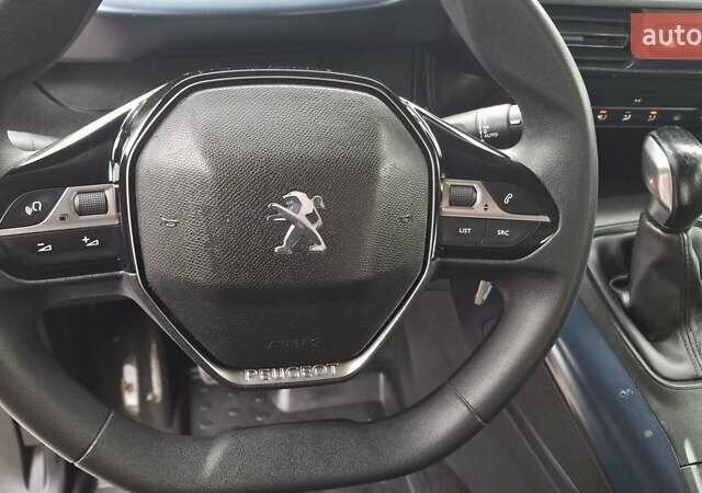 Белый Пежо Rifter, объемом двигателя 1.5 л и пробегом 153 тыс. км за 14999 $, фото 47 на Automoto.ua