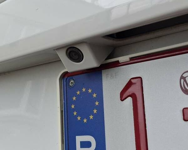 Белый Пежо Rifter, объемом двигателя 1.5 л и пробегом 153 тыс. км за 14999 $, фото 61 на Automoto.ua