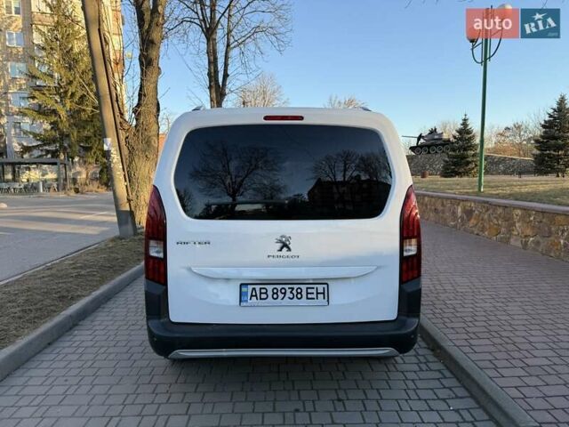 Белый Пежо Rifter, объемом двигателя 1.5 л и пробегом 73 тыс. км за 20999 $, фото 7 на Automoto.ua