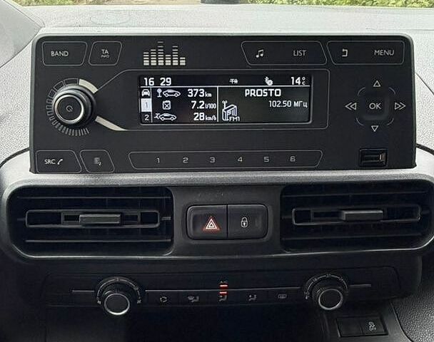 Белый Пежо Rifter, объемом двигателя 1.56 л и пробегом 131 тыс. км за 14999 $, фото 12 на Automoto.ua