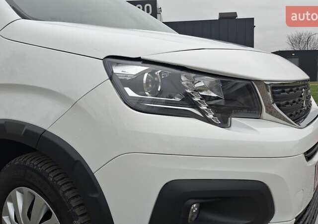 Белый Пежо Rifter, объемом двигателя 1.5 л и пробегом 153 тыс. км за 14999 $, фото 10 на Automoto.ua