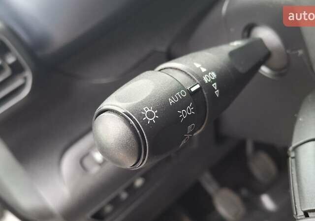 Белый Пежо Rifter, объемом двигателя 1.5 л и пробегом 153 тыс. км за 14999 $, фото 43 на Automoto.ua