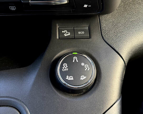 Белый Пежо Rifter, объемом двигателя 1.5 л и пробегом 72 тыс. км за 24450 $, фото 31 на Automoto.ua