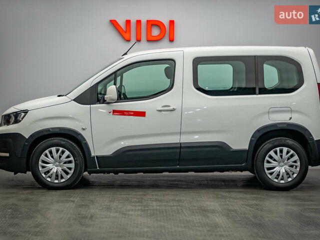 Білий Пежо Rifter, об'ємом двигуна 1.6 л та пробігом 203 тис. км за 13981 $, фото 2 на Automoto.ua