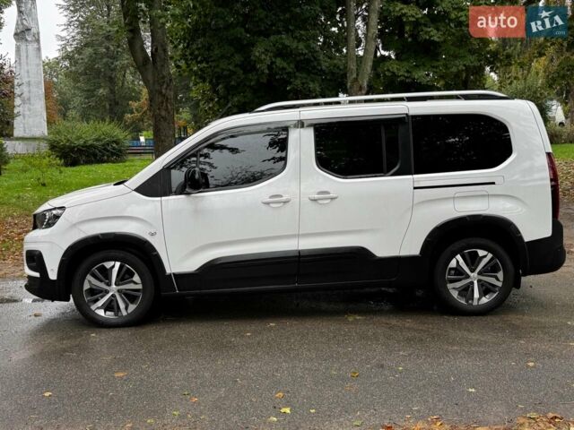 Білий Пежо Rifter, об'ємом двигуна 1.5 л та пробігом 168 тис. км за 18840 $, фото 8 на Automoto.ua
