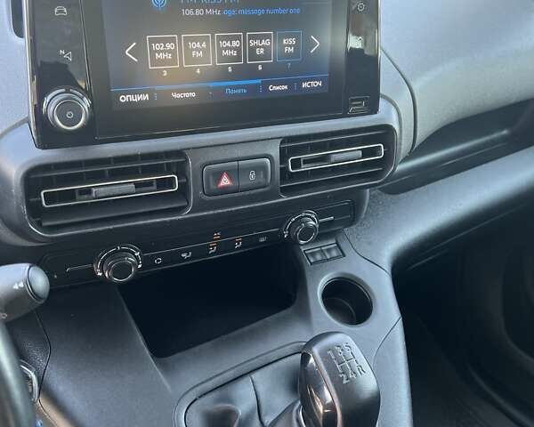 Белый Пежо Rifter, объемом двигателя 1.5 л и пробегом 206 тыс. км за 15500 $, фото 11 на Automoto.ua