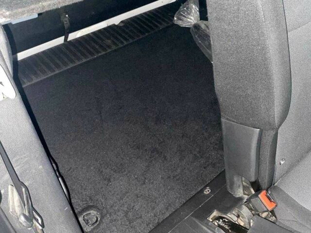 Білий Пежо Rifter, об'ємом двигуна 1.6 л та пробігом 142 тис. км за 13498 $, фото 10 на Automoto.ua