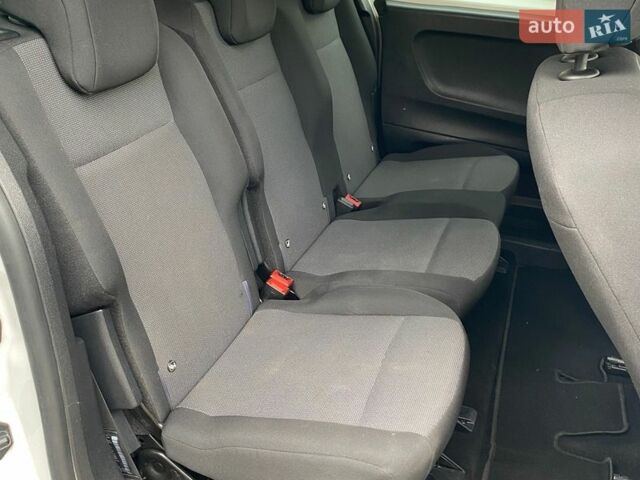 Белый Пежо Rifter, объемом двигателя 1.5 л и пробегом 256 тыс. км за 15500 $, фото 20 на Automoto.ua