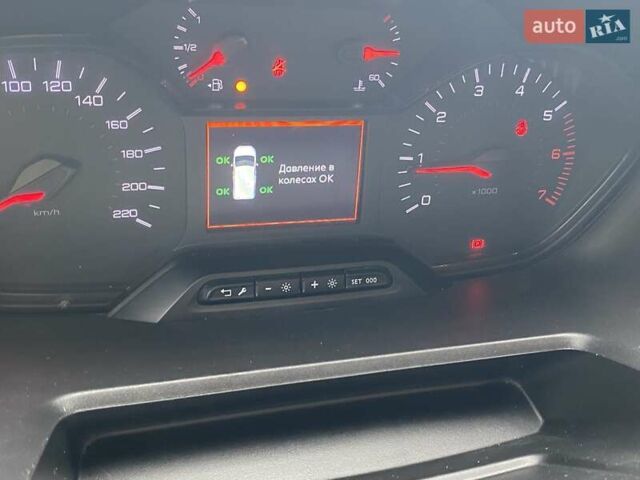 Белый Пежо Rifter, объемом двигателя 1.5 л и пробегом 256 тыс. км за 14900 $, фото 38 на Automoto.ua