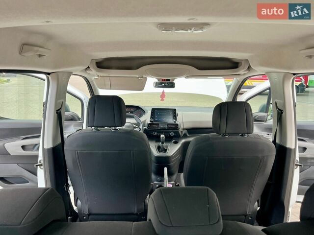 Белый Пежо Rifter, объемом двигателя 1.5 л и пробегом 159 тыс. км за 16200 $, фото 80 на Automoto.ua