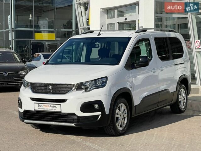 Білий Пежо Rifter, об'ємом двигуна 1.5 л та пробігом 99 тис. км за 22600 $, фото 2 на Automoto.ua