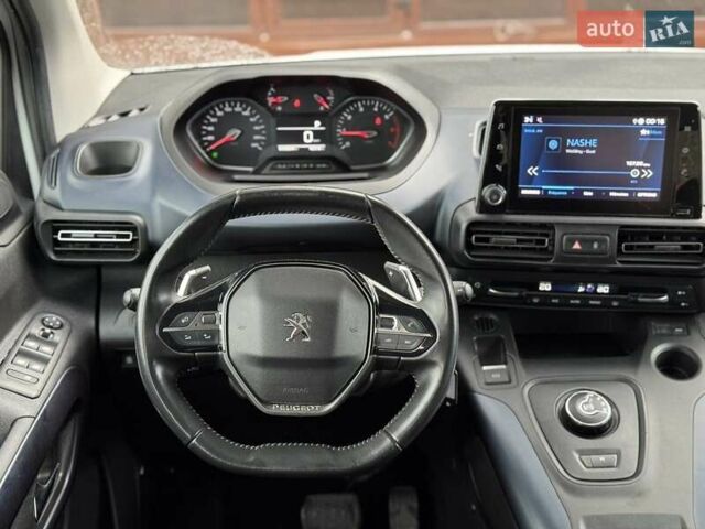 Білий Пежо Rifter, об'ємом двигуна 1.5 л та пробігом 93 тис. км за 21500 $, фото 8 на Automoto.ua