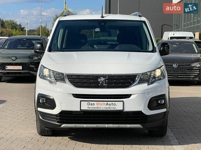 Белый Пежо Rifter, объемом двигателя 1.5 л и пробегом 99 тыс. км за 22600 $, фото 9 на Automoto.ua