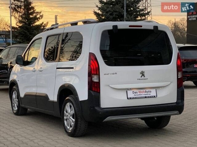 Белый Пежо Rifter, объемом двигателя 1.5 л и пробегом 98 тыс. км за 22990 $, фото 5 на Automoto.ua