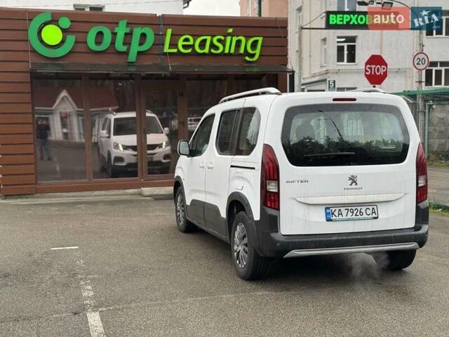 Білий Пежо Rifter, об'ємом двигуна 1.5 л та пробігом 93 тис. км за 21500 $, фото 5 на Automoto.ua