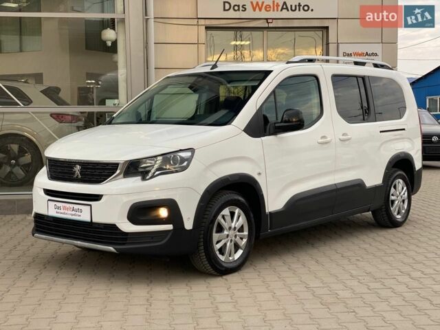 Белый Пежо Rifter, объемом двигателя 1.5 л и пробегом 98 тыс. км за 22990 $, фото 3 на Automoto.ua