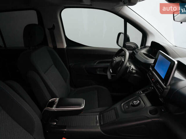 Белый Пежо Rifter, объемом двигателя 1.5 л и пробегом 34 тыс. км за 25835 $, фото 9 на Automoto.ua