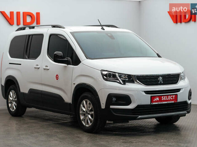 Белый Пежо Rifter, объемом двигателя 1.5 л и пробегом 34 тыс. км за 25835 $, фото 14 на Automoto.ua