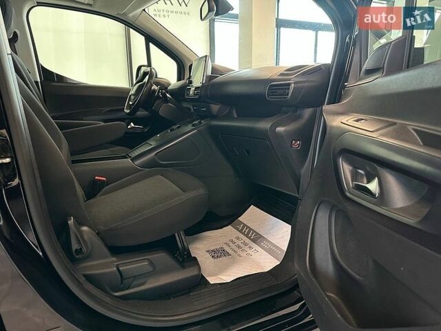 Чорний Пежо Rifter, об'ємом двигуна 1.5 л та пробігом 122 тис. км за 20900 $, фото 28 на Automoto.ua