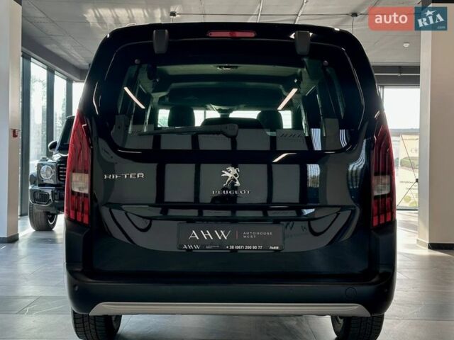 Чорний Пежо Rifter, об'ємом двигуна 1.5 л та пробігом 122 тис. км за 22900 $, фото 32 на Automoto.ua