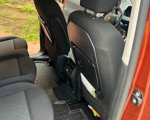 Коричневый Пежо Rifter, объемом двигателя 1.56 л и пробегом 115 тыс. км за 24500 $, фото 16 на Automoto.ua