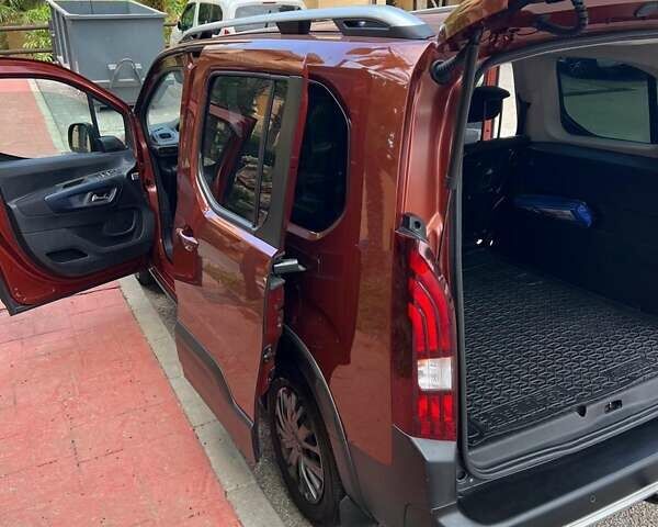 Коричневый Пежо Rifter, объемом двигателя 1.56 л и пробегом 115 тыс. км за 24500 $, фото 8 на Automoto.ua