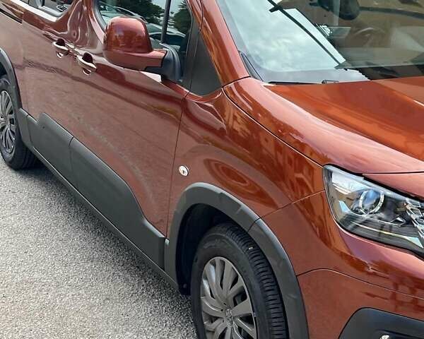 Коричневый Пежо Rifter, объемом двигателя 1.56 л и пробегом 115 тыс. км за 24500 $, фото 5 на Automoto.ua