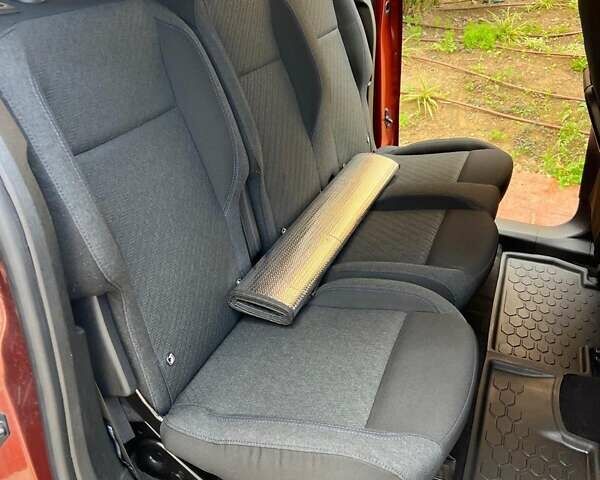 Коричневый Пежо Rifter, объемом двигателя 1.56 л и пробегом 115 тыс. км за 24500 $, фото 15 на Automoto.ua