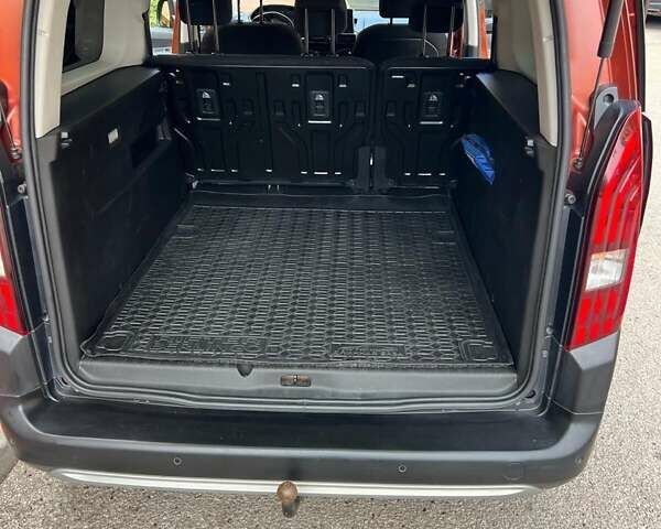 Коричневый Пежо Rifter, объемом двигателя 1.56 л и пробегом 115 тыс. км за 24500 $, фото 10 на Automoto.ua