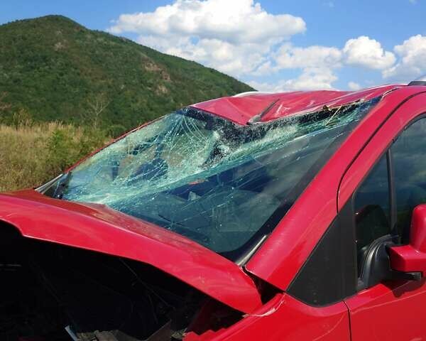 Червоний Пежо Rifter, об'ємом двигуна 1.56 л та пробігом 56 тис. км за 199 $, фото 4 на Automoto.ua