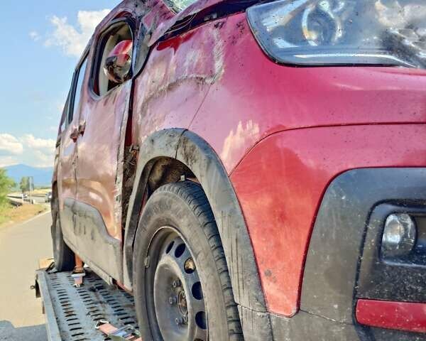 Червоний Пежо Rifter, об'ємом двигуна 1.56 л та пробігом 56 тис. км за 199 $, фото 1 на Automoto.ua