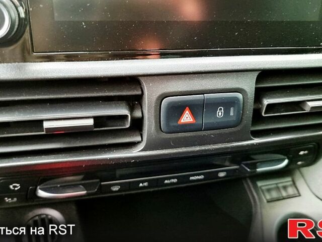 Пежо Rifter, об'ємом двигуна 1.6 л та пробігом 166 тис. км за 15990 $, фото 9 на Automoto.ua