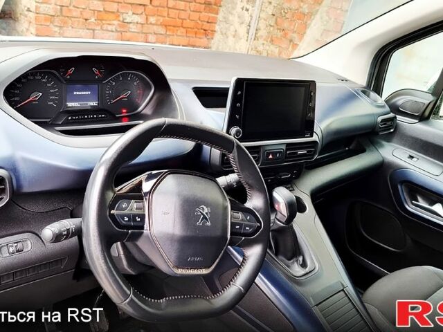 Пежо Rifter, об'ємом двигуна 1.6 л та пробігом 166 тис. км за 15990 $, фото 8 на Automoto.ua