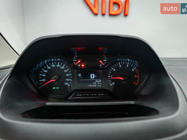 Пежо Rifter, об'ємом двигуна 1.6 л та пробігом 112 тис. км за 14928 $, фото 9 на Automoto.ua