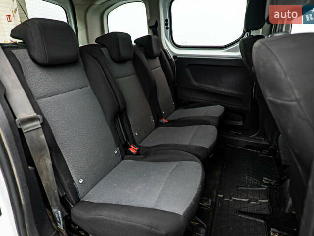 Пежо Rifter, об'ємом двигуна 1.6 л та пробігом 129 тис. км за 14878 $, фото 11 на Automoto.ua