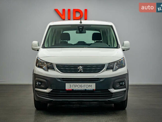Пежо Rifter, объемом двигателя 1.6 л и пробегом 100 тыс. км за 15458 $, фото 4 на Automoto.ua