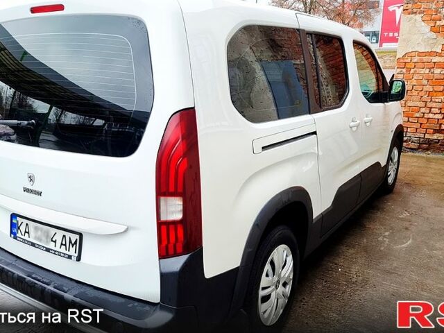 Пежо Rifter, объемом двигателя 1.6 л и пробегом 167 тыс. км за 14500 $, фото 9 на Automoto.ua