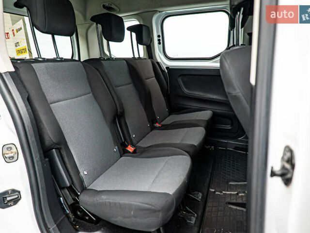 Пежо Rifter, об'ємом двигуна 1.6 л та пробігом 112 тис. км за 14928 $, фото 10 на Automoto.ua