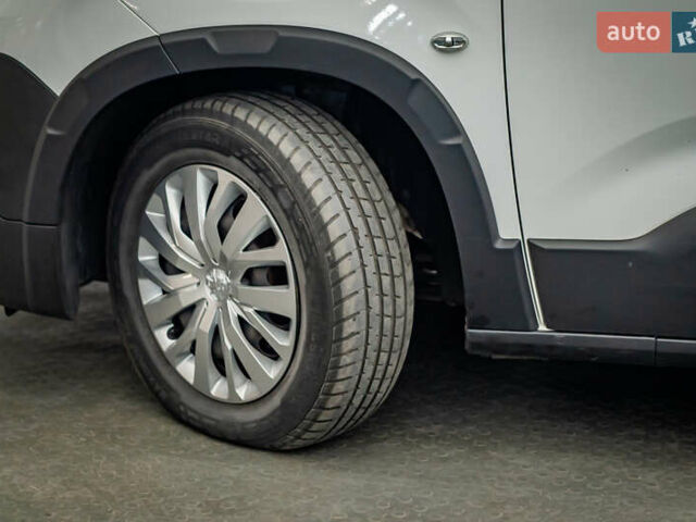 Пежо Rifter, об'ємом двигуна 1.6 л та пробігом 112 тис. км за 14928 $, фото 7 на Automoto.ua